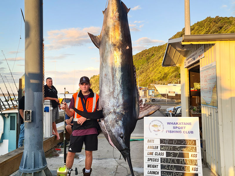 Teen catches 364kg black marlin despite broken collarbone